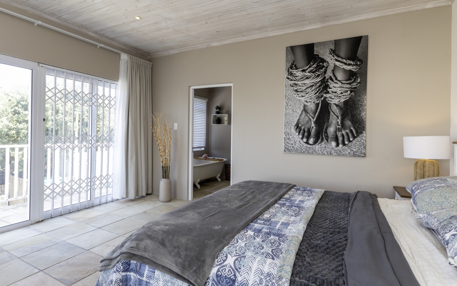 5 Bedroom Property for Sale in West Beach Eastern Cape